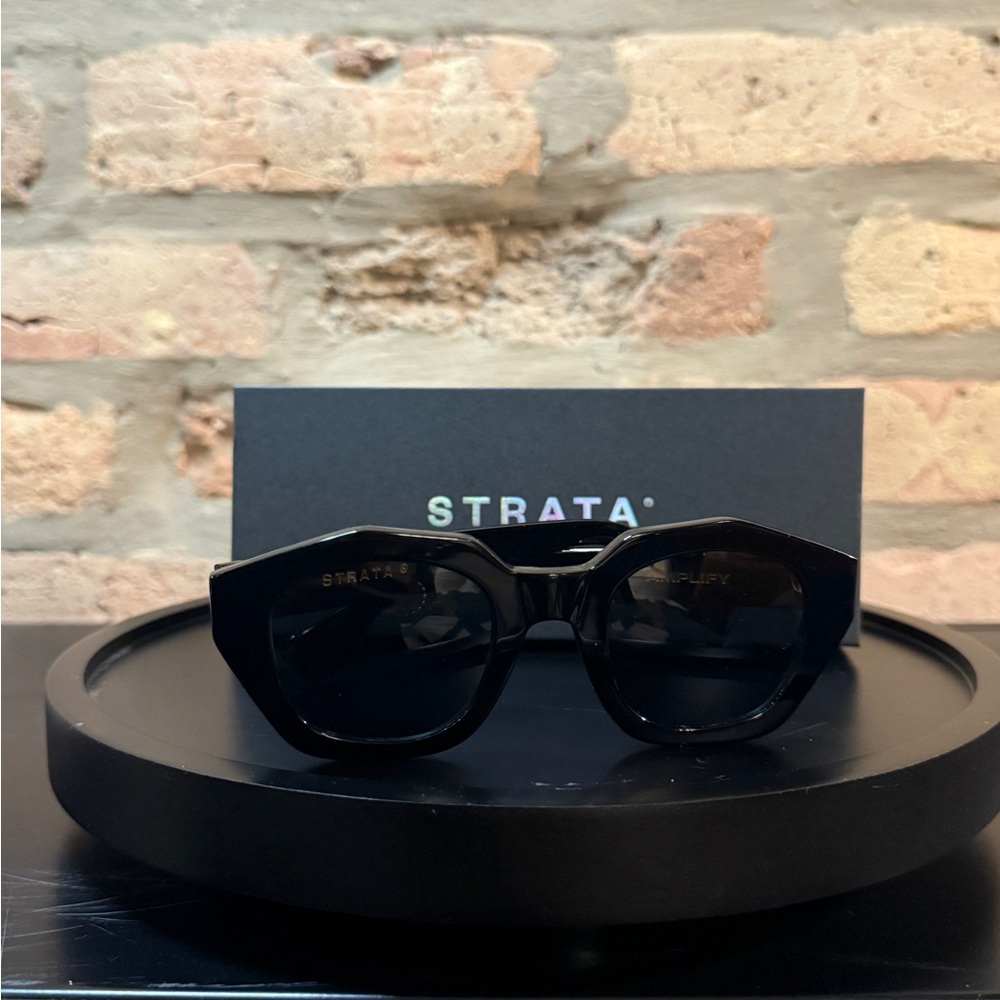 Strata Black Sunglasses